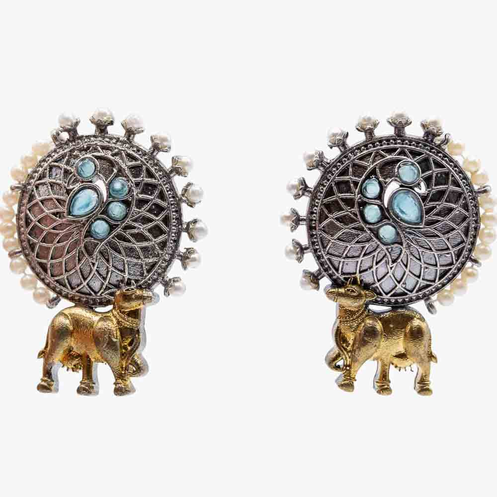 Royal Gold Nandi Oxidised Earrings